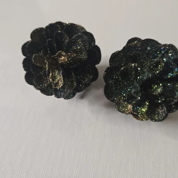 HANDCRAFTED Pinecone Pierced Earrings HANDPAINTED Holiday Jewelry Accessories - Picture 9 of 15